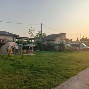 https://agricampeggio-oro-verde.hotelinveneto.com